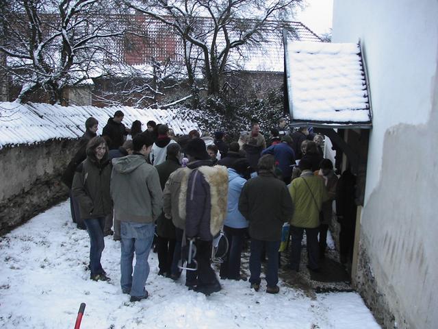 Vor der Türe. Aufgenommen von Stefan Riehmer.