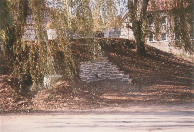 ...und des Ablaufs mit Löschwasserentnahmestelle.